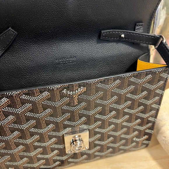 GOYARD Calfskin Chypre Wallet Pouch Black - Picture 9 of 11